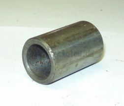 Bush for swinging fork bolt