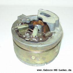 Lichtmaschinengehäuse mit Feldspulen